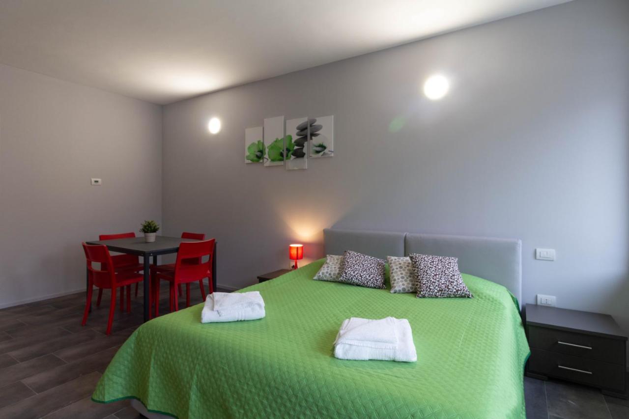 Lime Apartment - Affitti Brevi Italia Lecco Exterior foto
