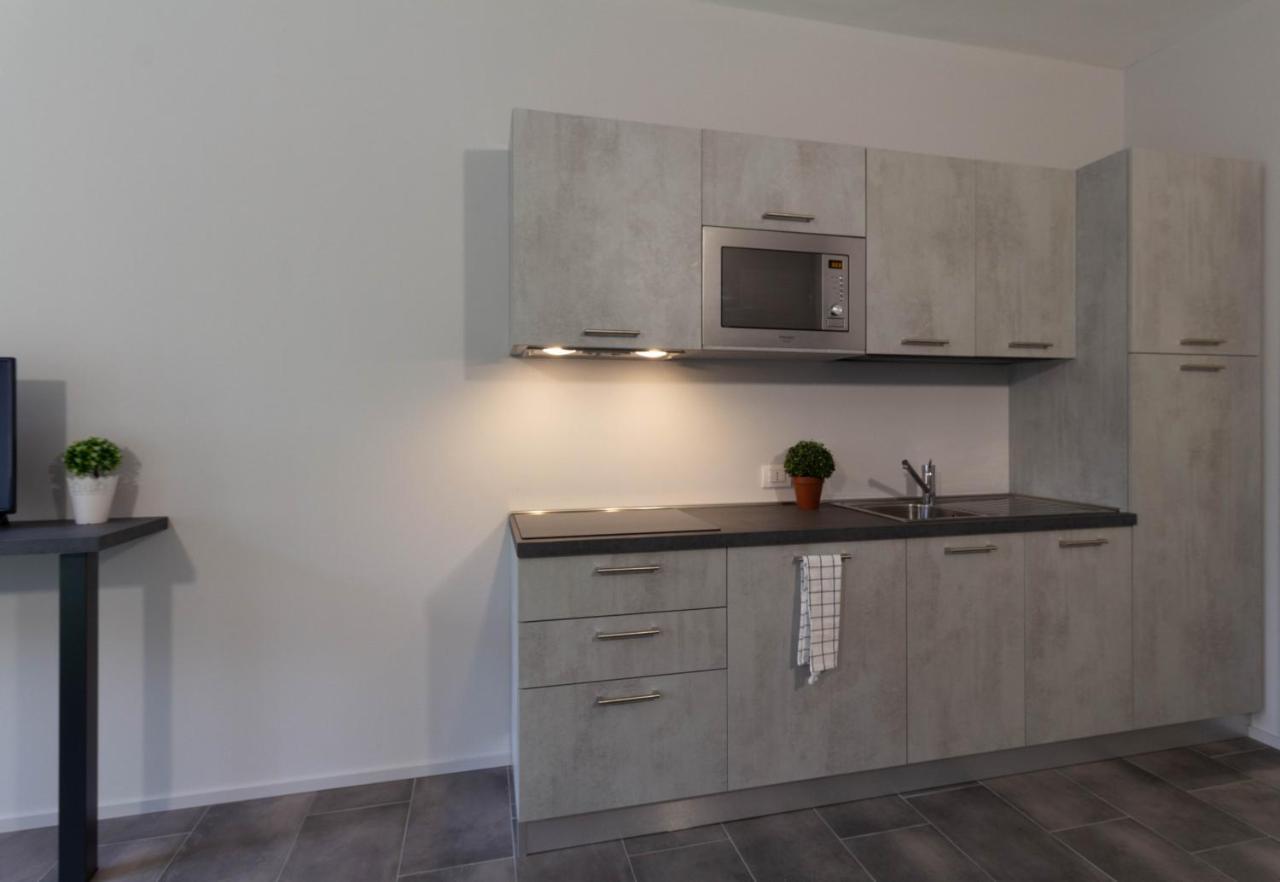 Lime Apartment - Affitti Brevi Italia Lecco Exterior foto